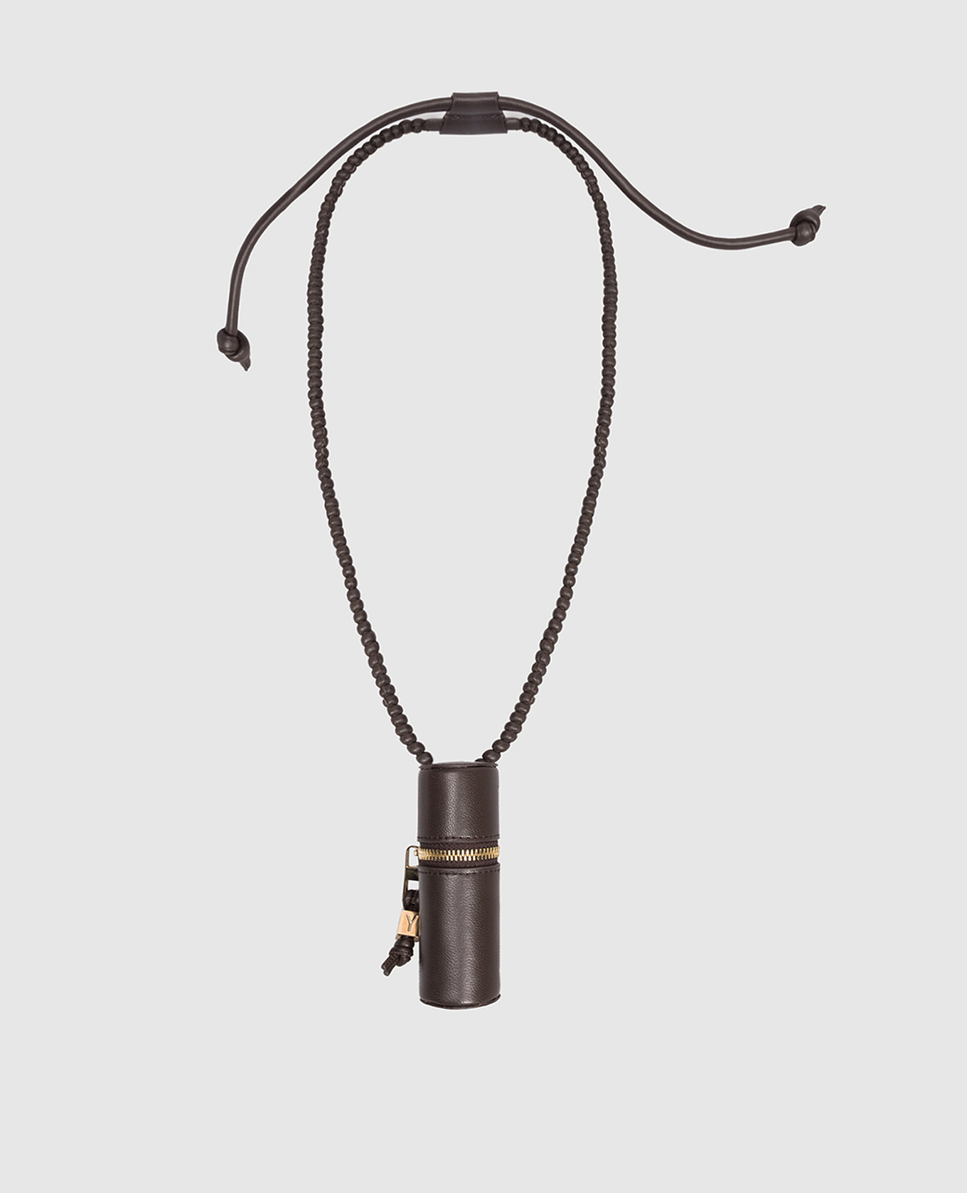 Коричневый кожаный футляр для помады на шнурке, Брелоки
Коричневый кожаный футляр для помады на шнурке, Брелоки