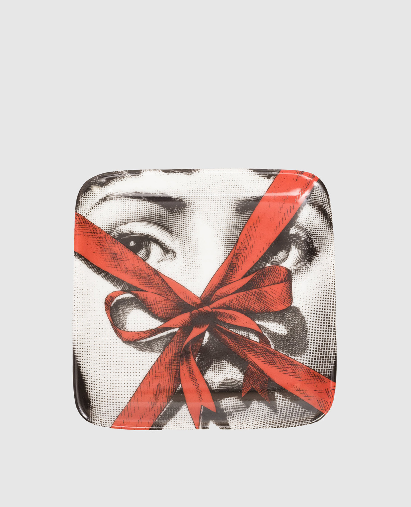 Черная фарфоровая пепельница Tema e Variazioni в принт, Черный, Коллекционные предметы
Черная фарфоровая пепельница Tema e Variazioni в принт, Черный, Коллекционные предметы