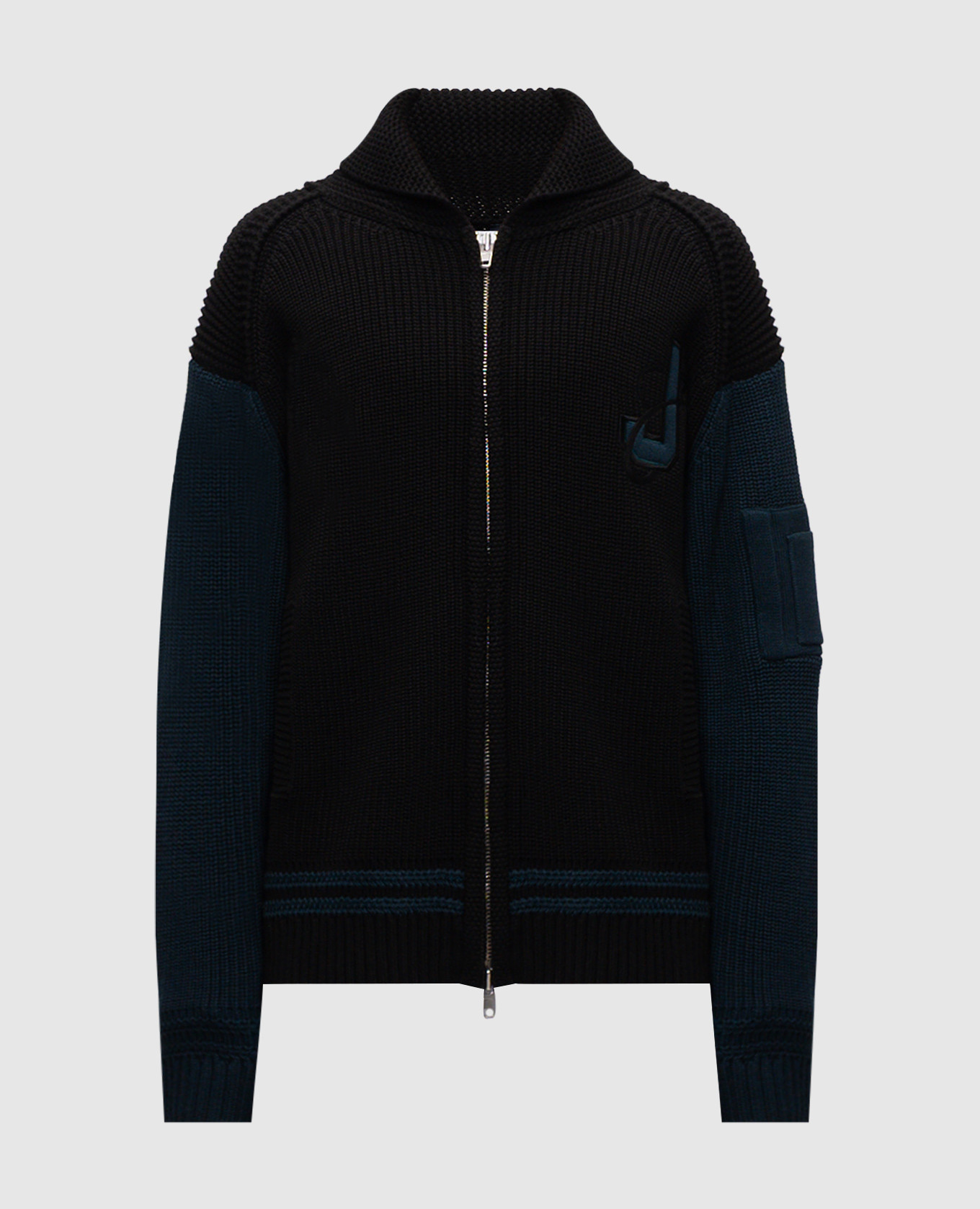 Черный кардиган с шерстью, Кардиганы
Черный кардиган с шерстью, Кардиганы