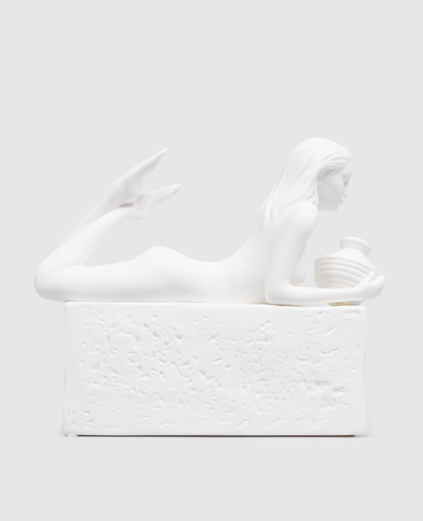 Декоративная белая фарфоровая статуэтка Zodiac Aquarius woman, Белый, Декор
Декоративная белая фарфоровая статуэтка Zodiac Aquarius woman, Белый, Декор