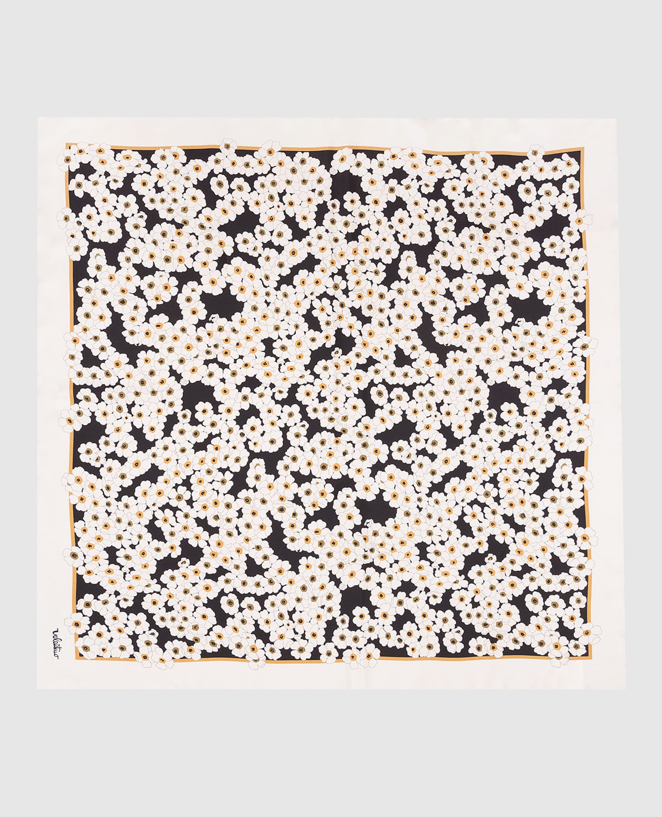 Белый платок из шелка в цветочный принт, Платки
Белый платок из шелка в цветочный принт, Платки