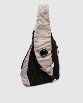 C.P. Company Детская серая сумка-слинг с вышивкой логотипа CUX00QL3C06