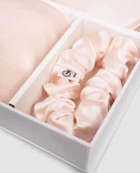 Dore & Rose Розовый набор для сна из маски, наволочки и резинки из шелка PREMIUMSILKSLEEPBUNDLE