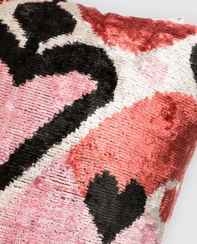 Les Ottomans Розовая декоративная подушка из шелка в принт V30840X50D