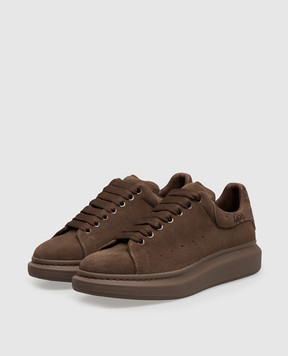 Alexander McQueen Коричневі замшеві кросівки Oversized 553680WIALF