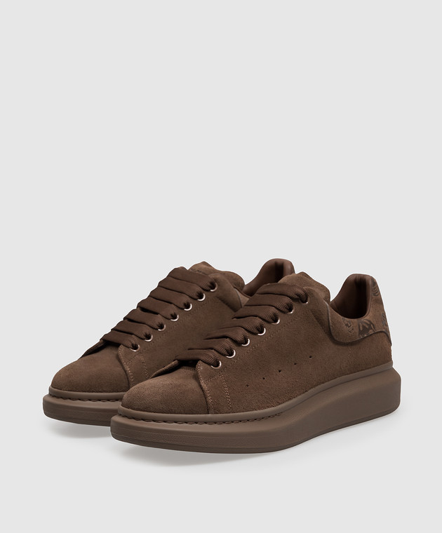 Alexander McQueen Коричневые замшевые кроссовки Oversized 553680WIALF изображение 2