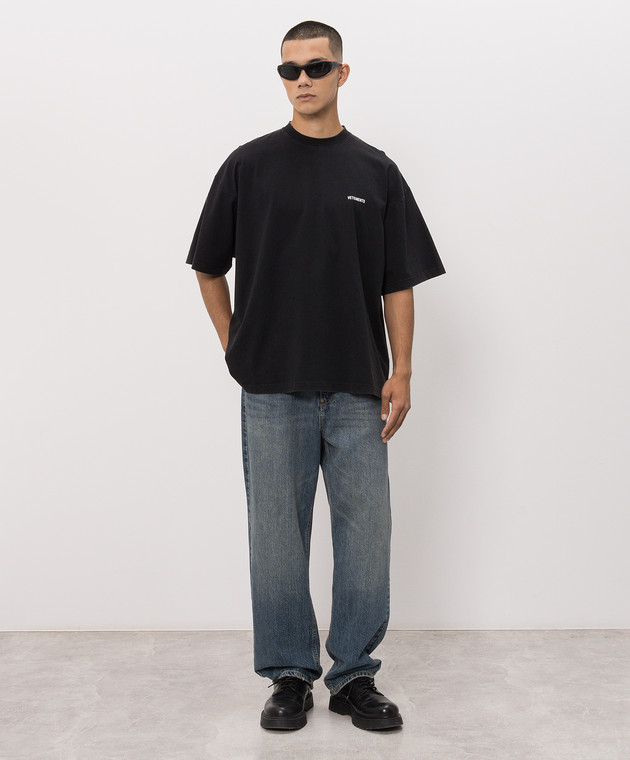 Vetements Чорна футболка з контрастним принтом логотипа MH27TR144B зображення 2