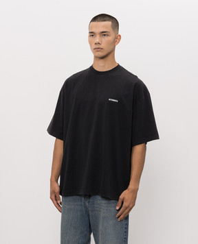 Vetements Черная футболка с контрастным принтом логотипа MH27TR144B
