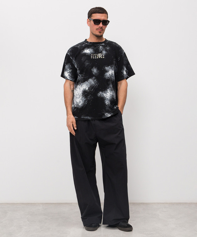 Maison Margiela MM6 Чорна футболка в принт SH2GC0039M20048 зображення 2