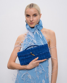 Bottega Veneta Синий замшевый клатч Andiamo 741511V60F1