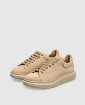 Alexander McQueen Бежеві замшеві кросівки Oversized 553680WIALF