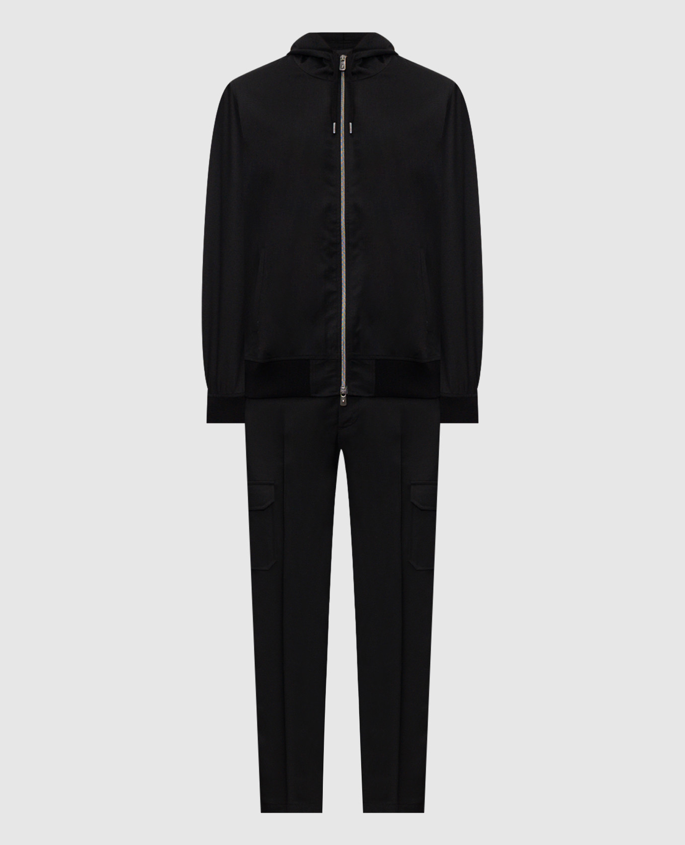 

Черный спортивный костюм из шерсти, Спортивные костюмы