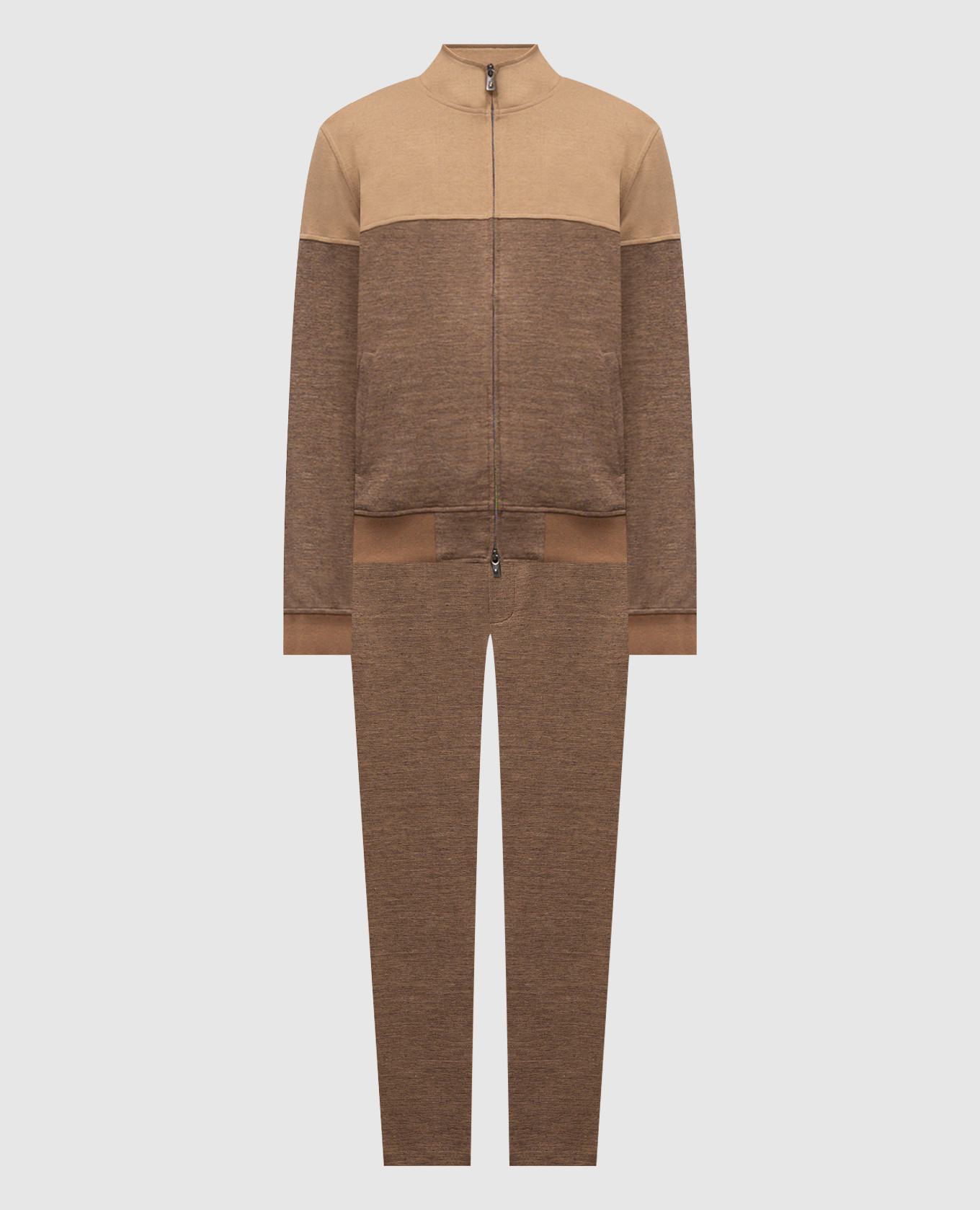 Коричневый спортивный костюм с льном