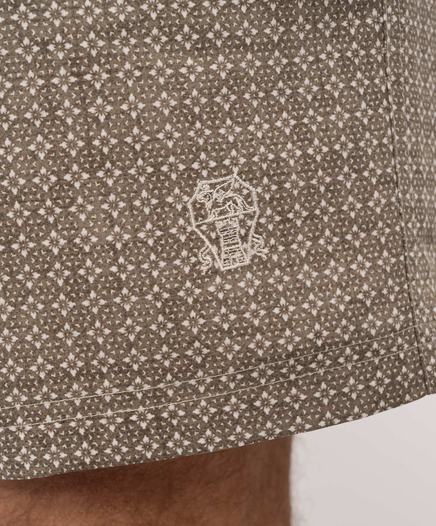 Brunello Cucinelli Зеленые шорты для плавания в узор с вышивкой эмблемы MR847043P изображение 4
