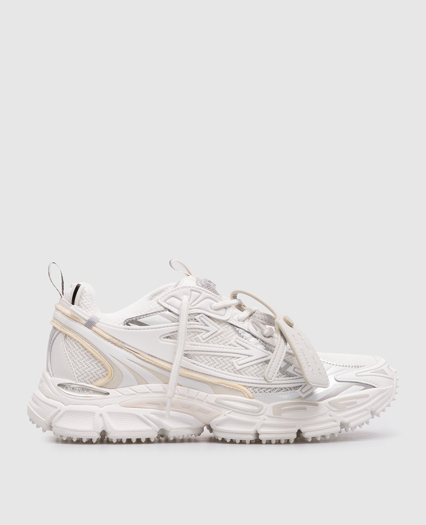 Белые кроссовки Be Right Back с логотипом