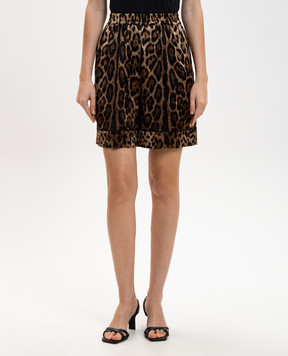 Dolce&Gabbana Коричневі шорти із шовку в анімалістичний принт FTAM7TFSAXY