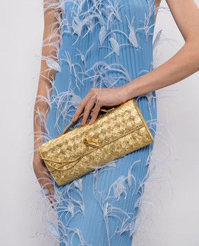 Bottega Veneta Золотистий шкіряний клатч Andiamo 741511V5XF1