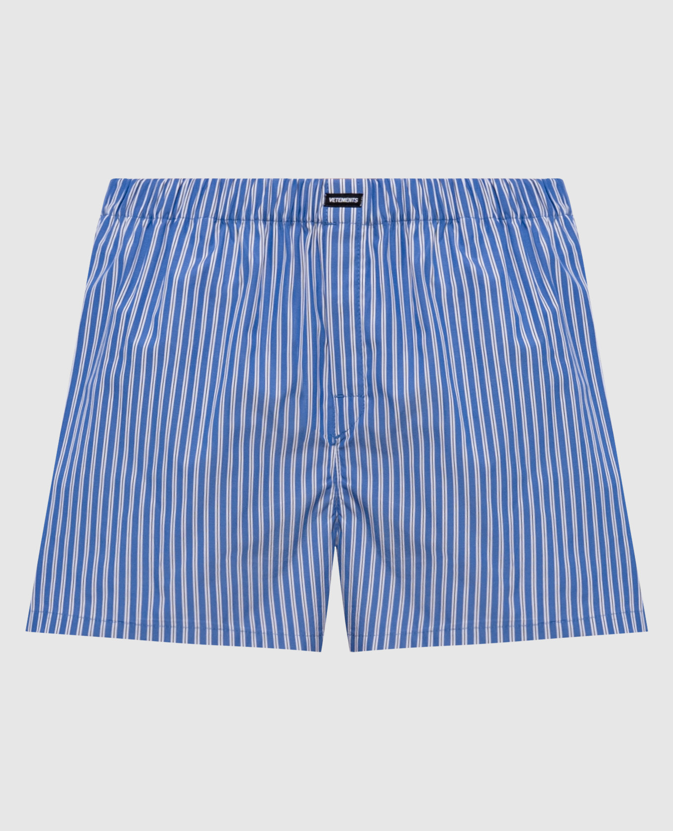 Сині шорти в смужку