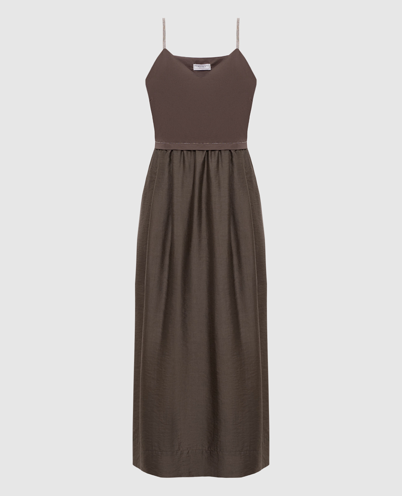 Коричневое платье миди с цепочкой