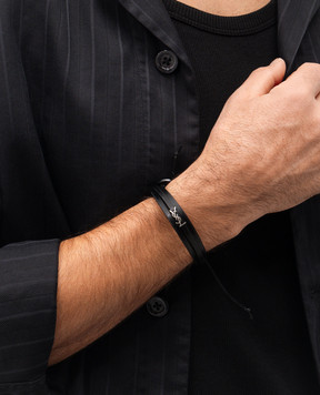 Saint Laurent Черный кожаный браслет Cassandre 820441AAEKE