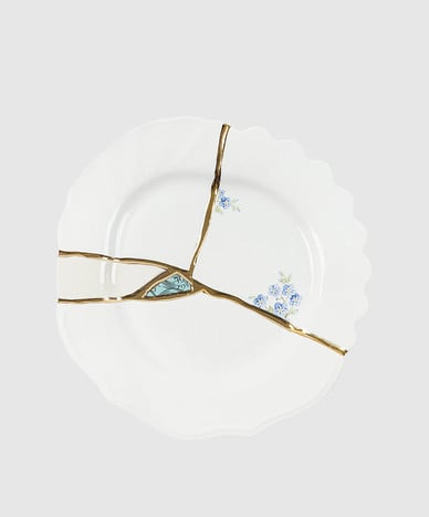 Белая фарфоровая ассиметричная десертная тарелка Kintsugi