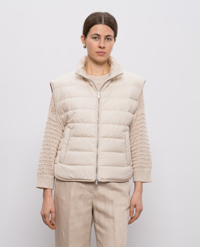Peserico Бежевый пуховый жилет с цепочкой мониль A0346006957