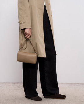 The Row Бежевая кожаная сумка 90's W1918L108