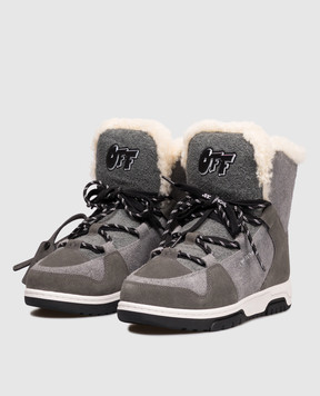 Off-White Серые замшевые ботинки на меху с фактурным логотипом OMIY003F25LEA001