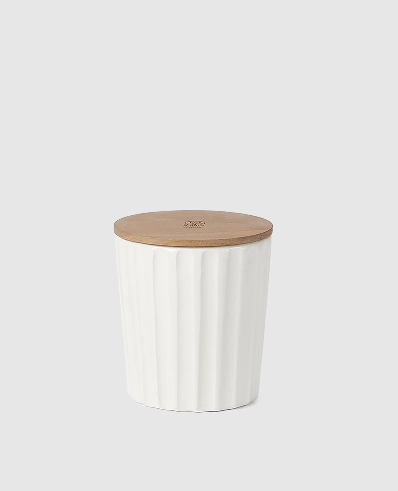 

Белая ароматизированная свеча в керамическом подсвечнике, Белый, Свечи