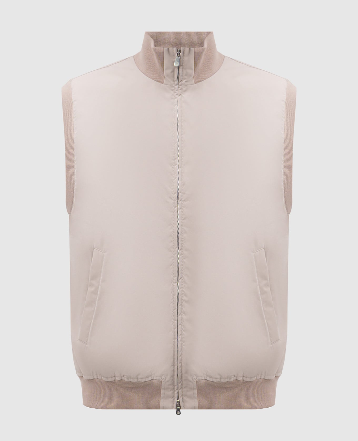 Серый жилет