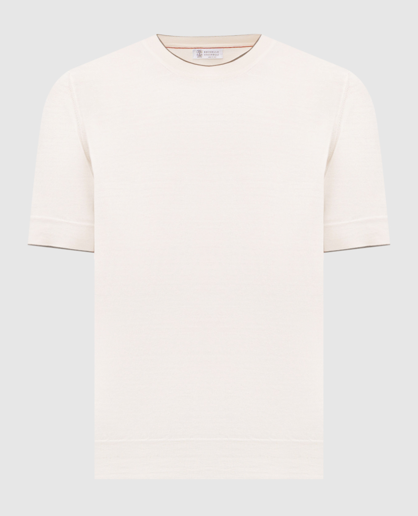 Футболка цвета айвори