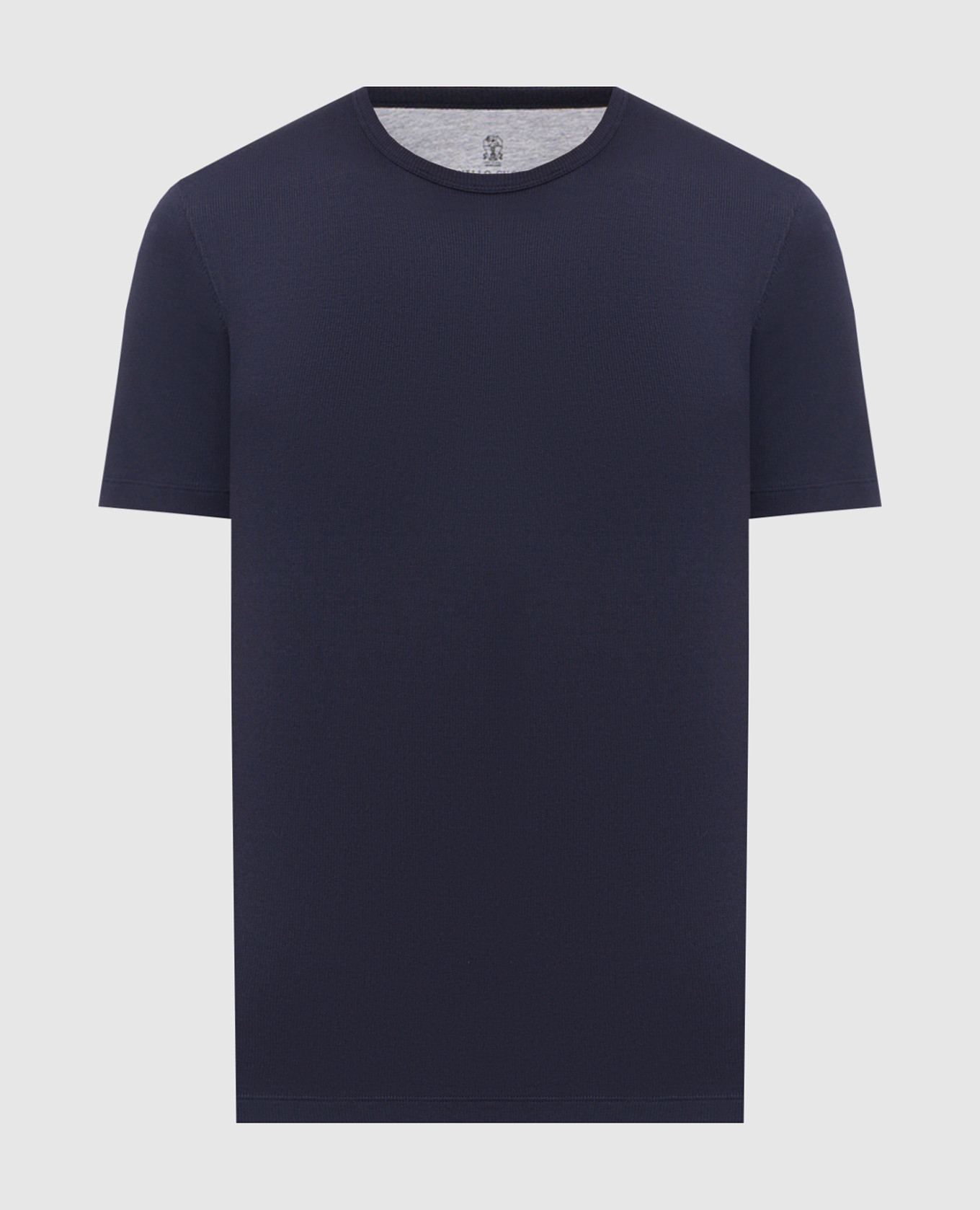 Синяя футболка в рубчик