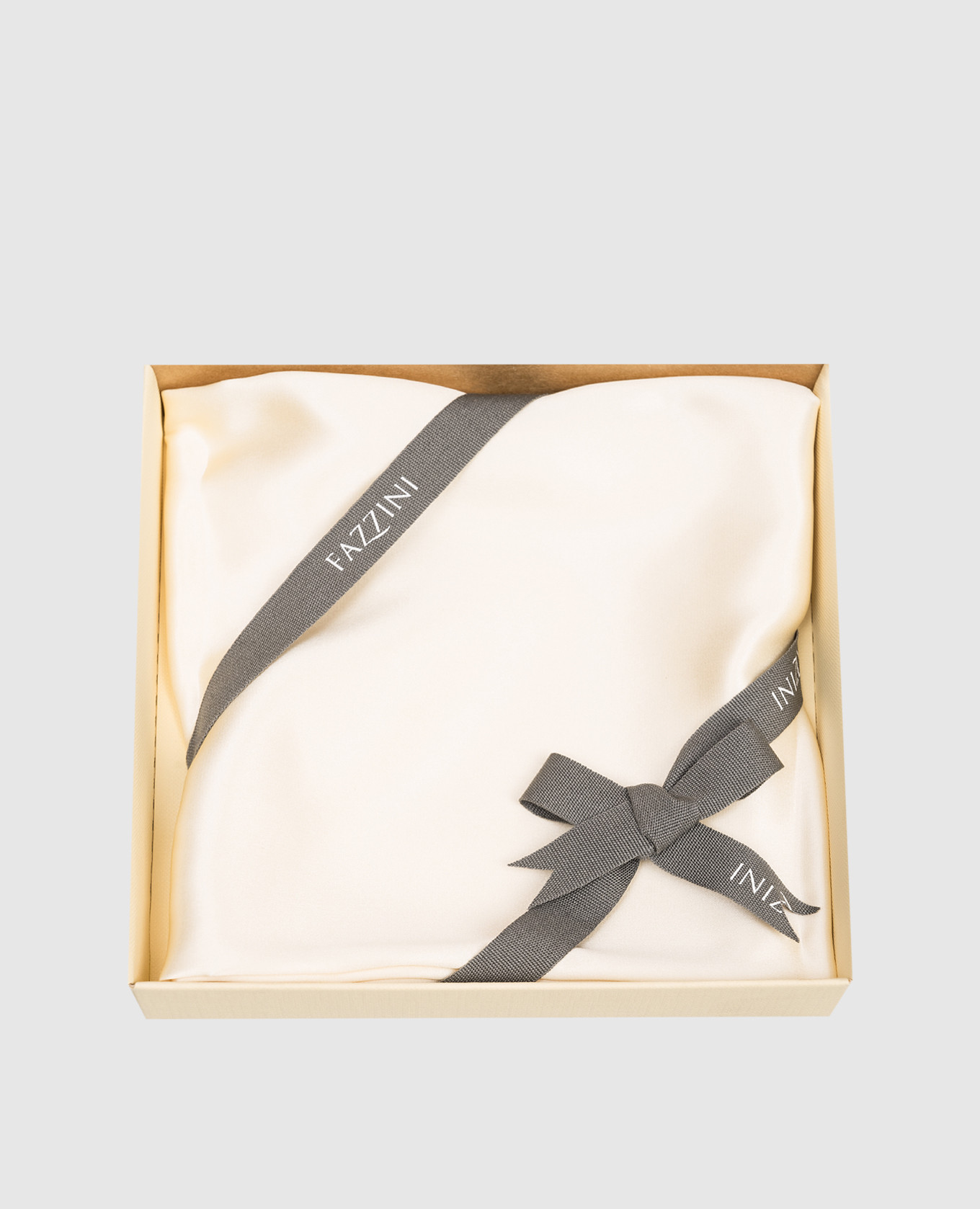 

Бежевая наволочка из шелка, Бежевый, Постельное белье