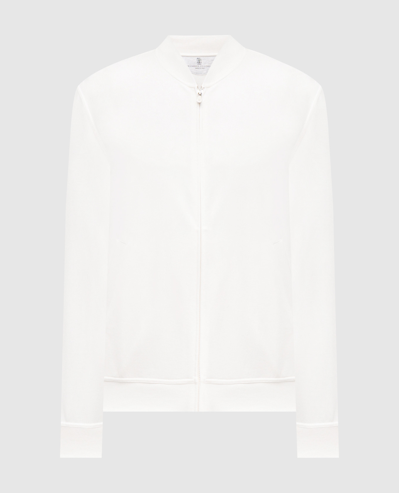 Белая спортивная куртка