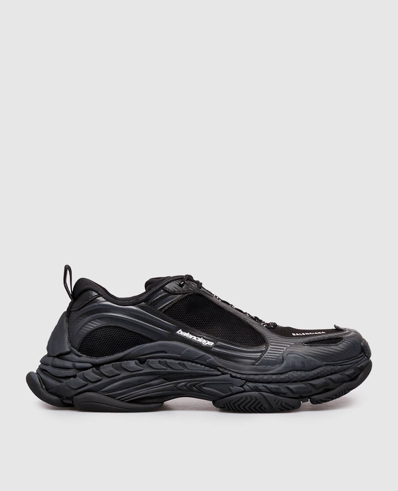 Черные кроссовки Triple S.2