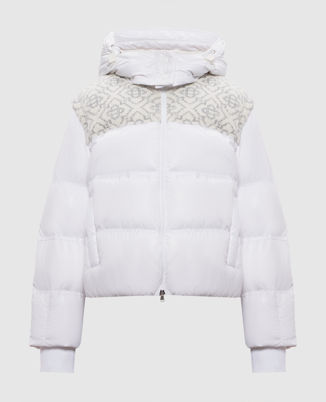 

Белый пуховик в эмблеме шаблон, Пуховики