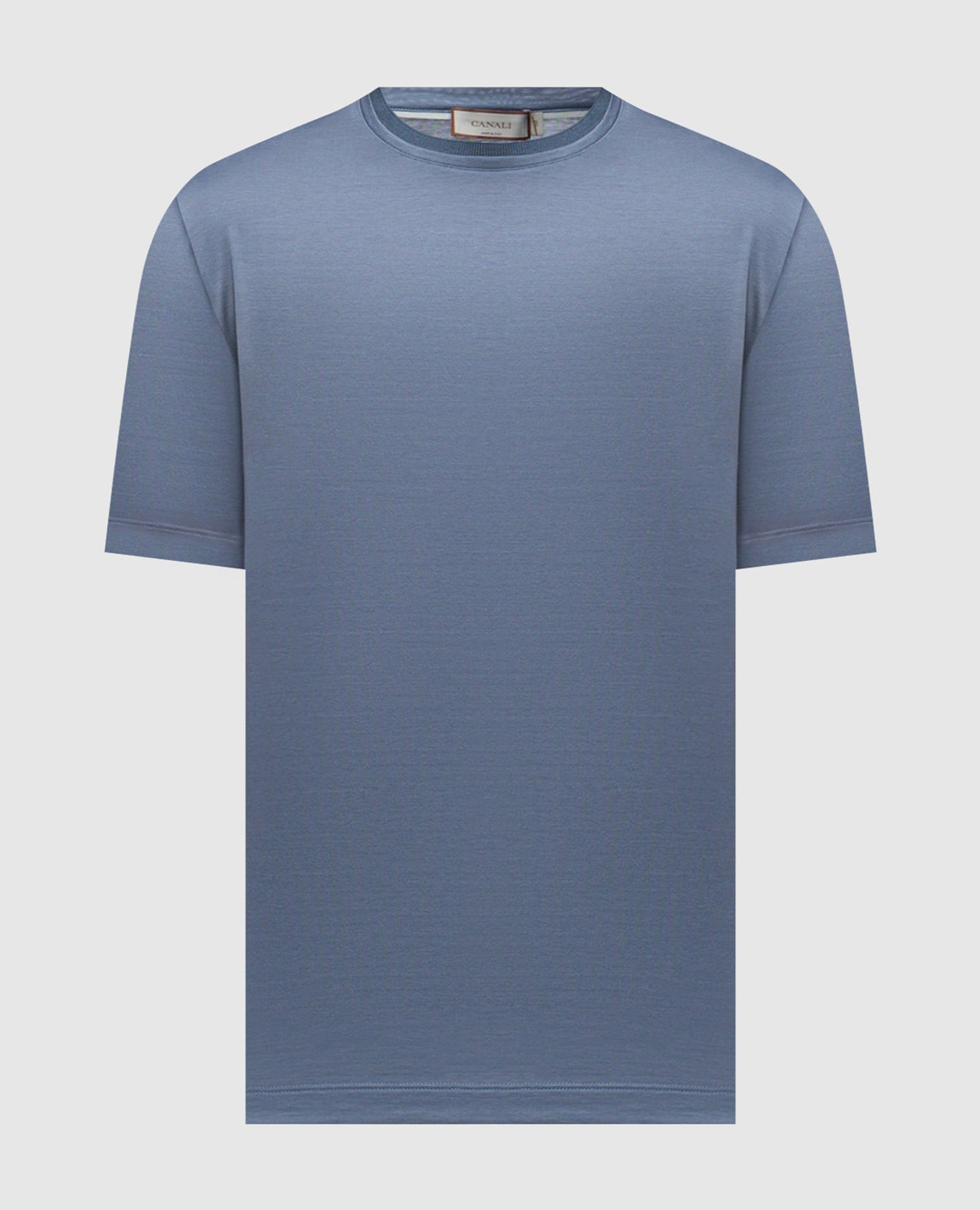 Синяя футболка