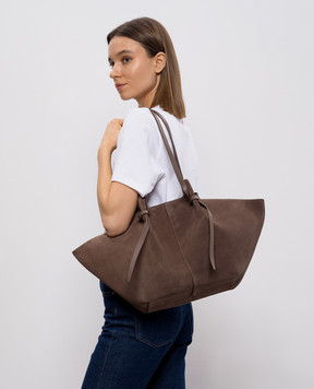 YUZEFI Коричневая замшевая сумка-тоут MOCHI LARGEMOCHI