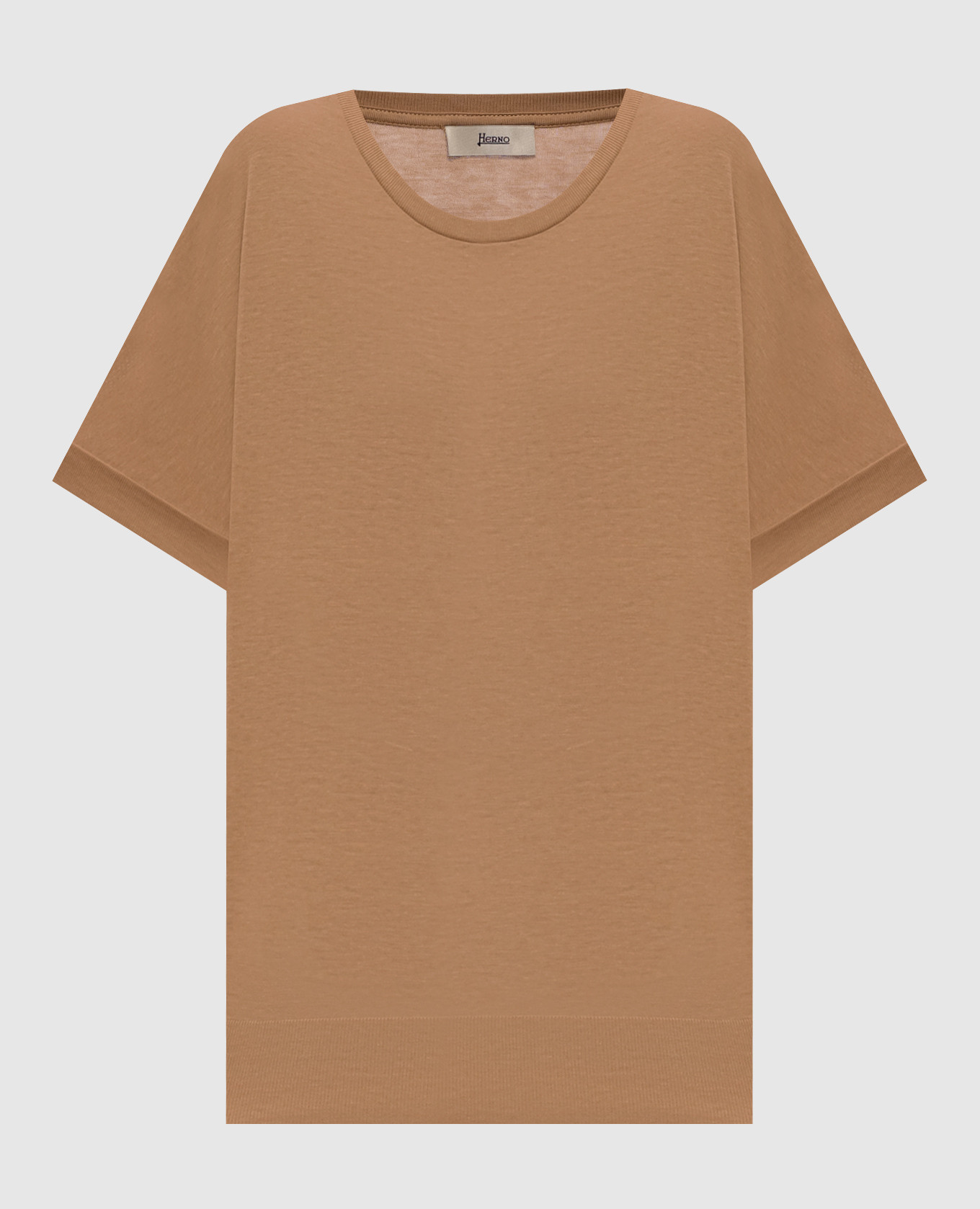 Коричневая футболка