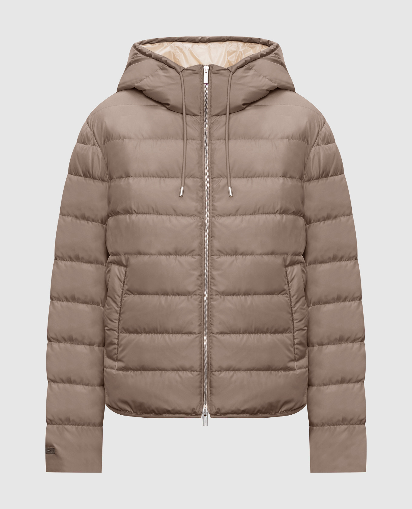 Коричневая пуховая куртка с цепочкой