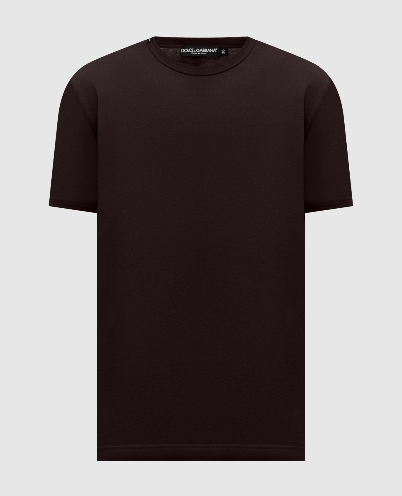 Коричневая футболка с нашивкой логотипа