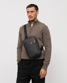 Stefano Ricci Чорна шкіряна сумка-слінг з емблемою з рутенієвим покриттям ND200UVD