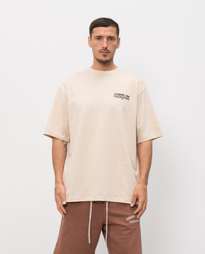 Comme des Fuckdown Бежева футболка з брендовим принтом FMS6CFABM01938