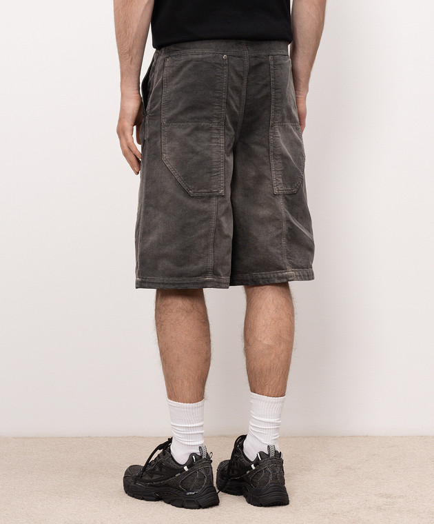 Off-White Серые джинсовые шорты с принтом логотипа 44XCS005S26F001 изображение 4