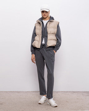 Brunello Cucinelli Бежевий пуховий жилет з ланцюжком моніль MD5987612P