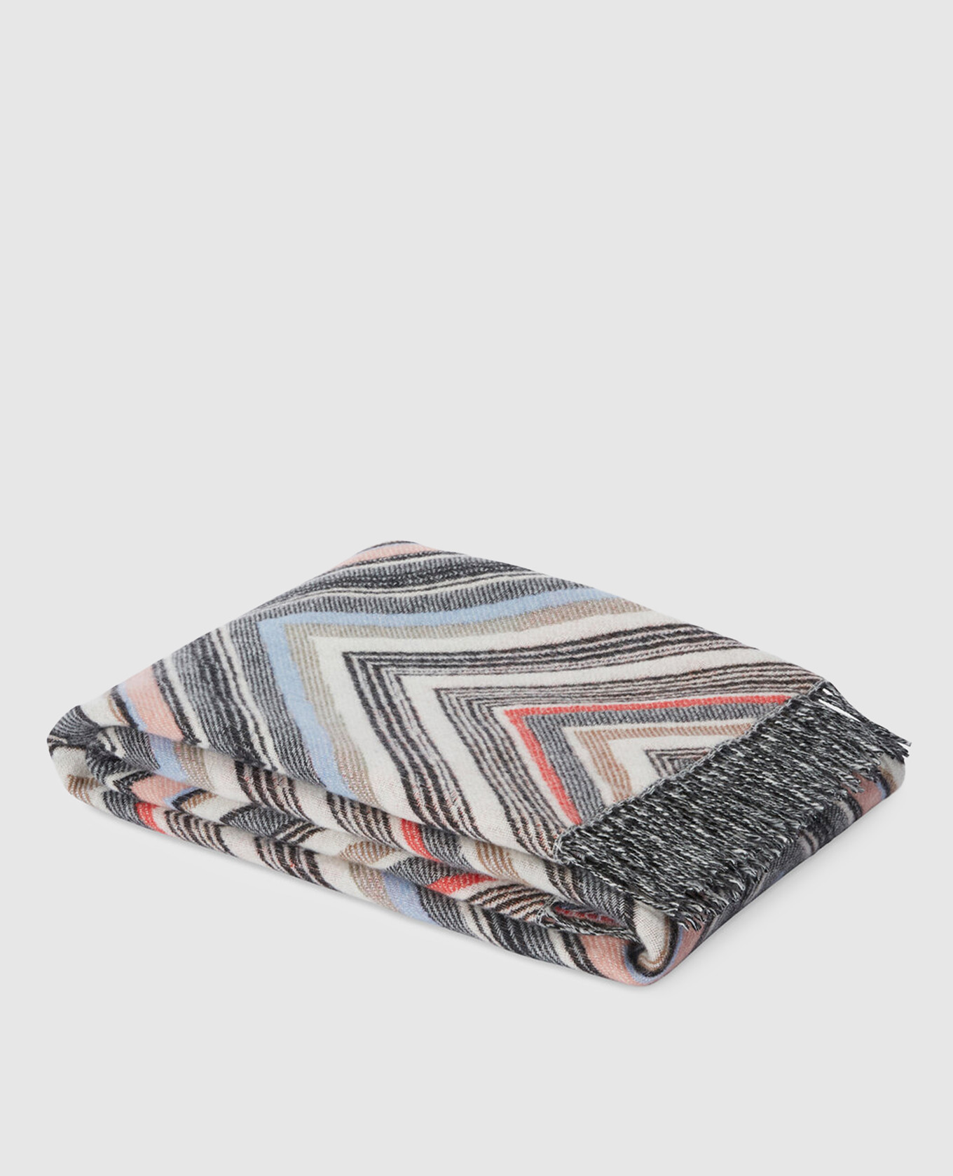 Плед Chevron с шерстью в узоре с бахромой