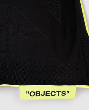 Off-White Чорна подушка з емблемою Arrow OHZH022T25FAB002