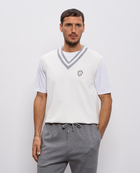 Brunello Cucinelli Белый жилет с нашивкой эмблемы M29203607F