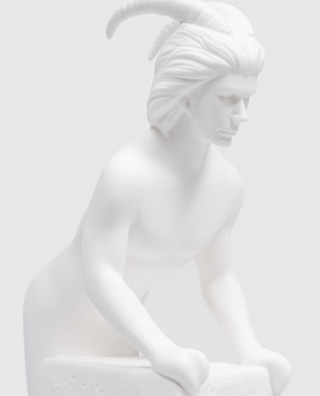 Palais Royal Декоративна біла порцелянова статуетка Zodiac Capricorn man 4513