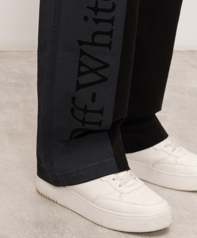 Off-White Бежевые брюки карго с принтом логотипа 44MCF04PF26F001 изображение 5